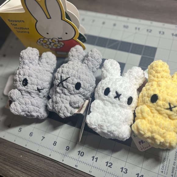 Miffy plushies - Picture 3 of 6